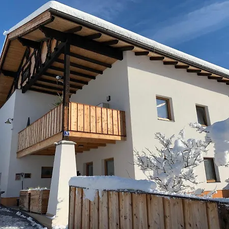 Schusterbrand アパート アプサム