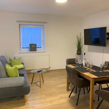 Schusterbrand Apartment *