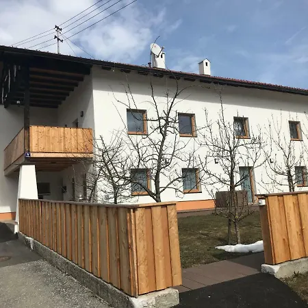 Schusterbrand Apartment