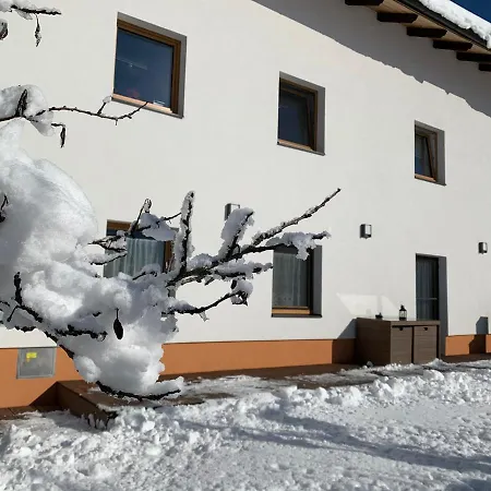 Апартаменты Schusterbrand